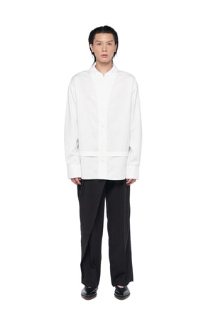 WHITE COLLARLESS PART 1 OVERSIZED WITH PLEATS AND VISIBLE BUTTON